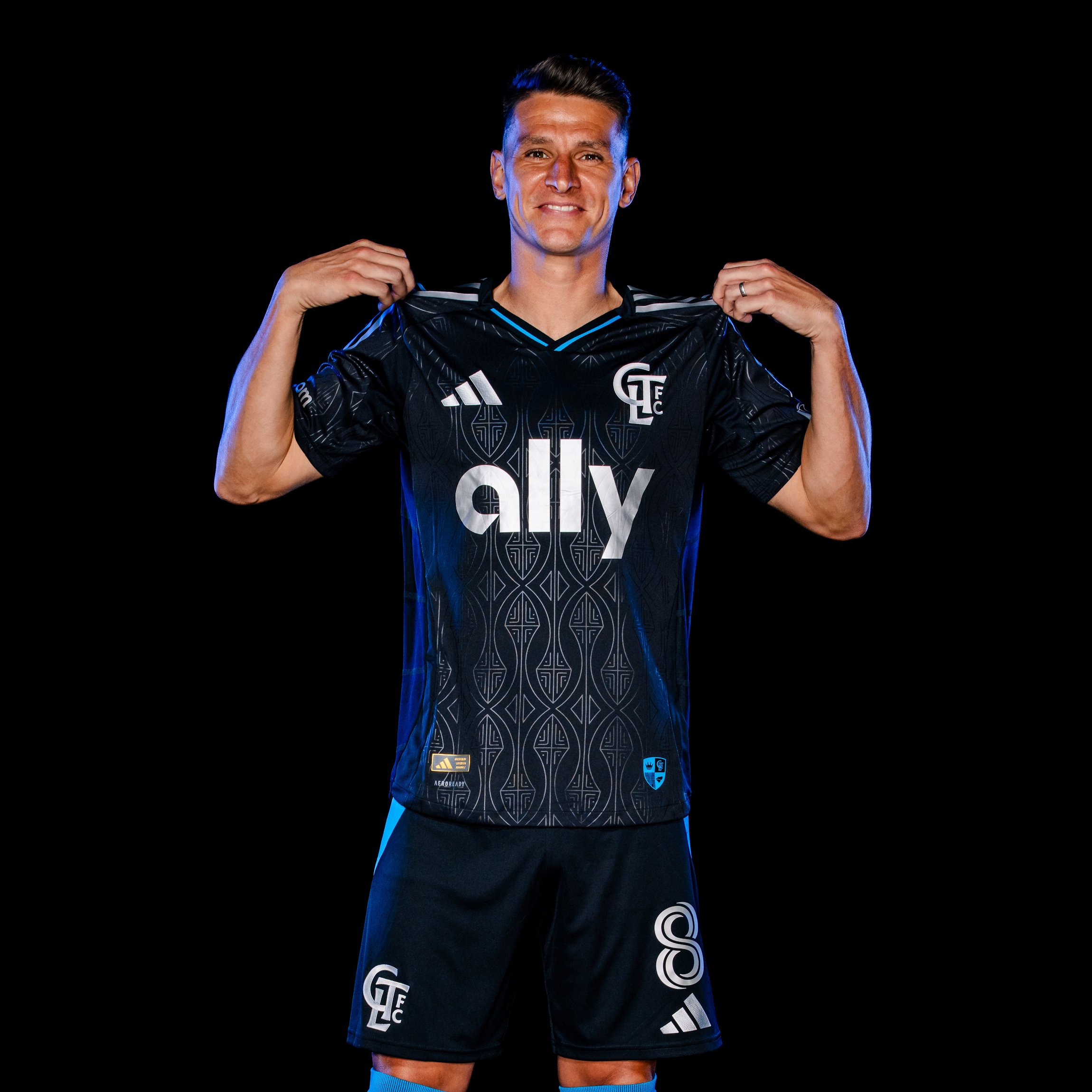 CHARLOTTE FC FORTRESS KIT GIVEAWAY