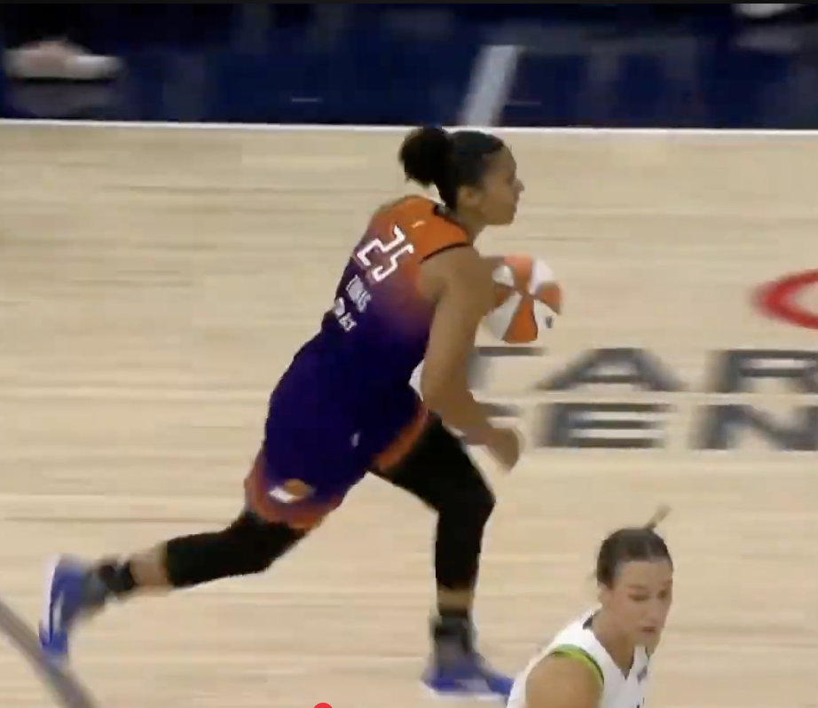 Easy Fastbreak Points for A.T. and Bonner